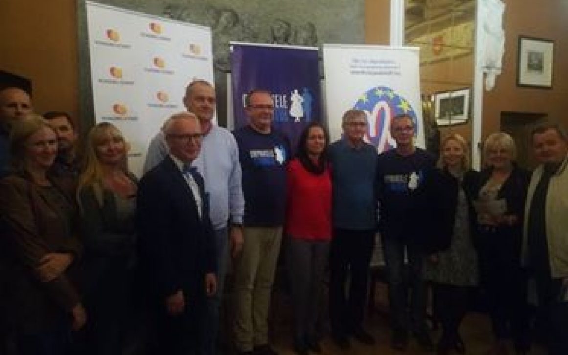 41E7C0CD-501C-45E2-A3AD-33D1165270C4